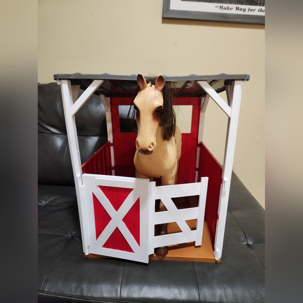 Our Generation Horse with Stable